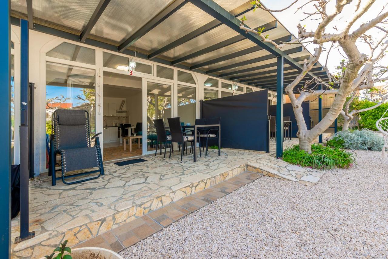 Apartments Villa Agape วีร์ ภายนอก รูปภาพ